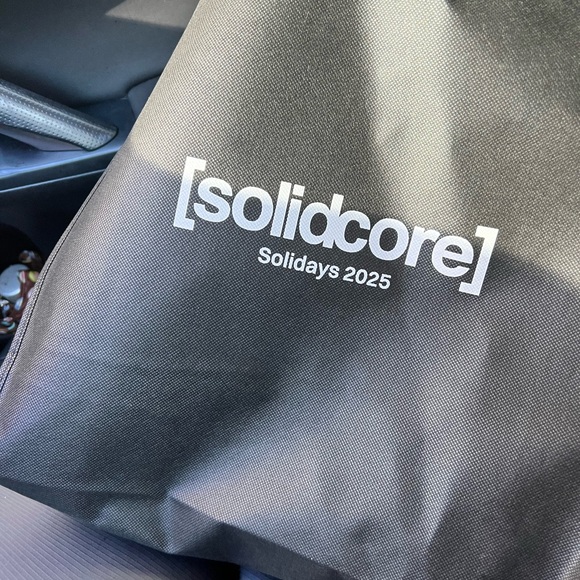 Solidcore Holiday Set - Picture 2 of 4